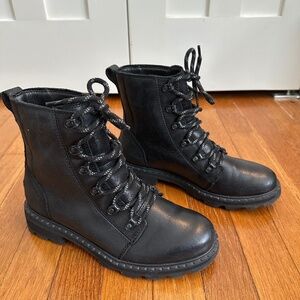 Sorel Lenox Lace Up Boots